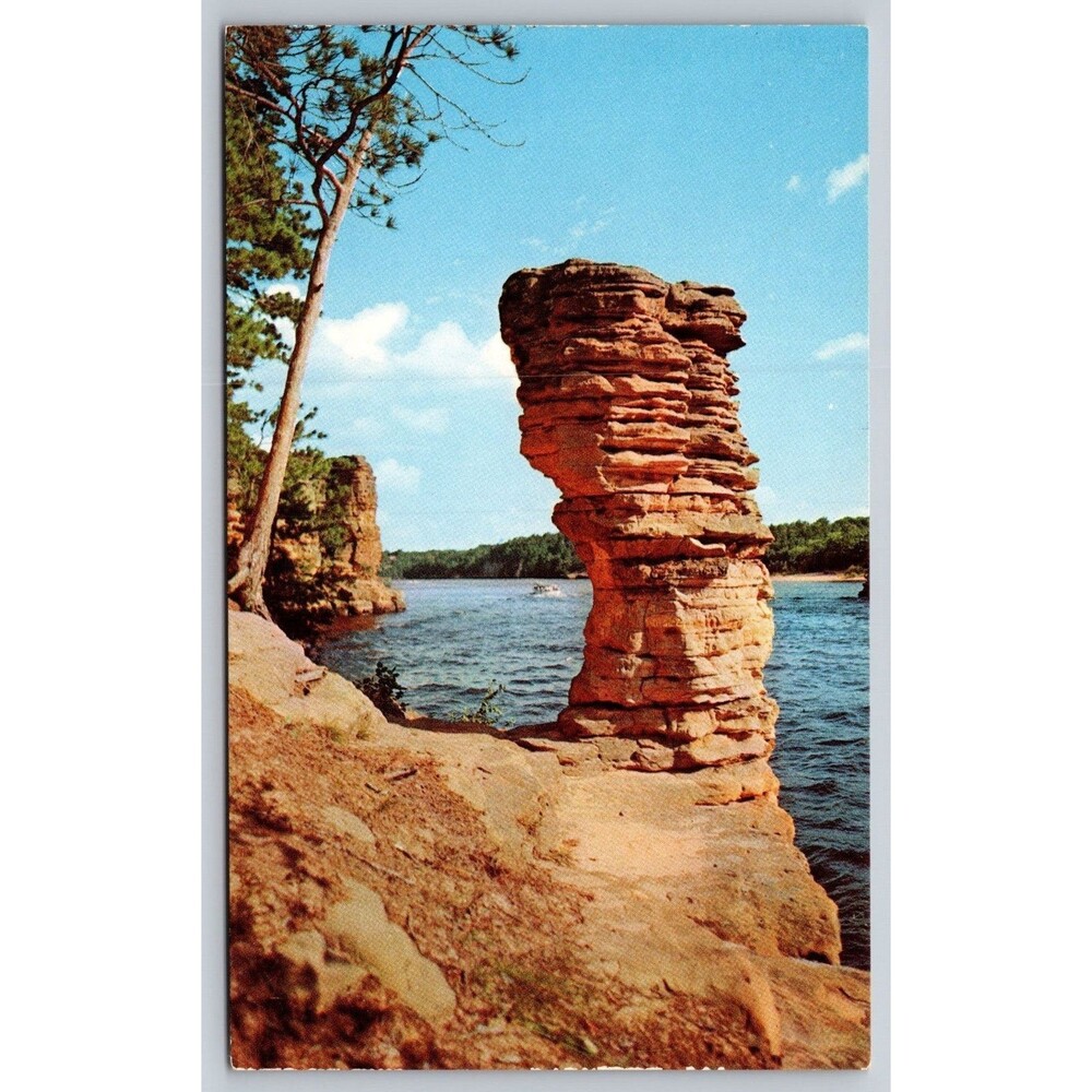 Vintage Postcard Chimney Rock Wisconsin Dells H.H. Bennett Studio P6735 Unposted